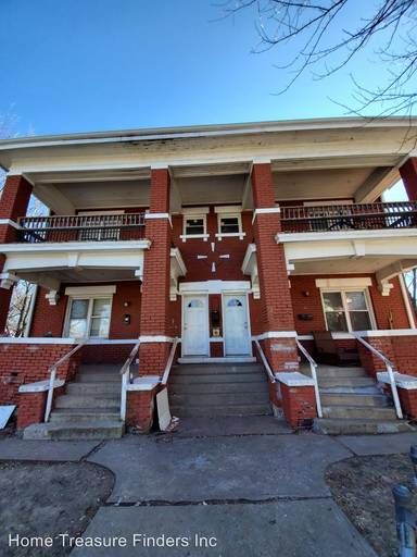Main picture of 2623 E 10th St