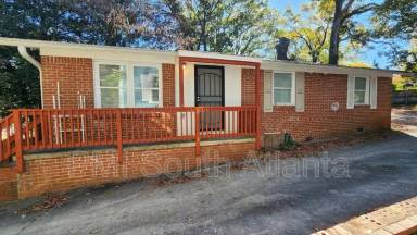 Main picture of 1370 Clermont Ave