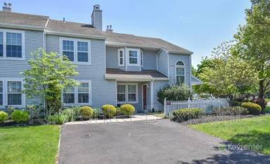 Main picture of 653A Rose Hollow Dr