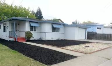 Main picture of 3001 Plumleigh Ave