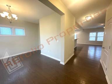 Main picture of 288 Heathwood Dr