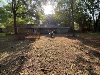Main picture of 131 Estates Ct