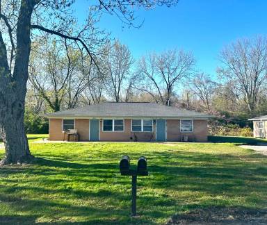 Main picture of 2213 Fairfax Rd