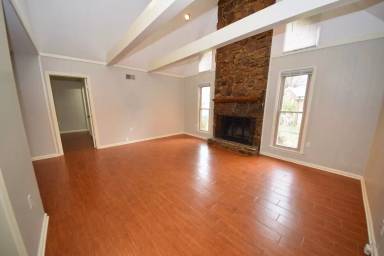 Main picture of 6834 Sycamore Hill Dr
