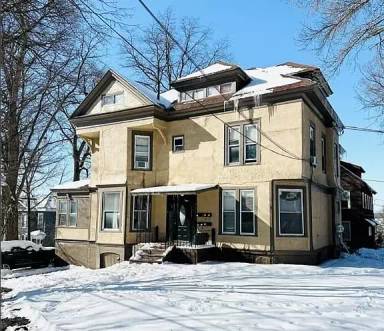 Main picture of 315 Oak St