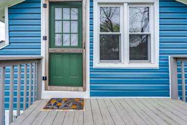 Main picture of 1015 Price Ave