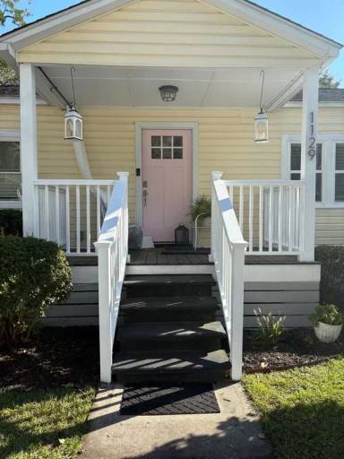 Main picture of 1129 Brody Ave