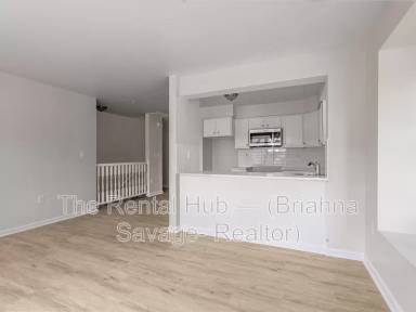 Main picture of 11 Bowman Ave