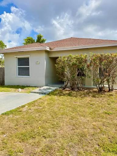 Main picture of 905 Foster Rd