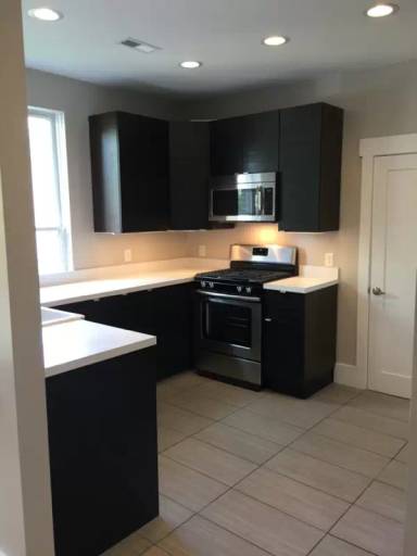 Main picture of 259 W 4th Ave