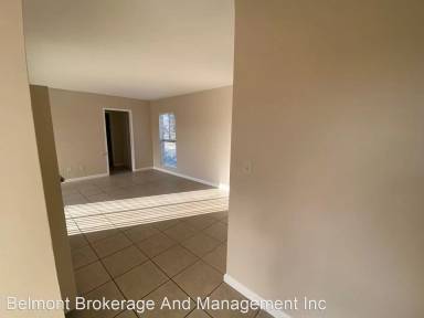 Main picture of 5250 Orange Ave