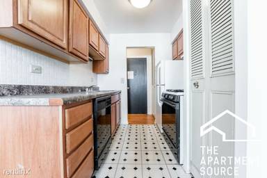Main picture of 3160 N Cambridge Ave