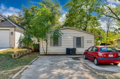 Main picture of 6157 Brocks Ln