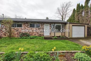 Main picture of 142 NW 14th Pl