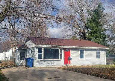 Main picture of 10 McEwen Ct