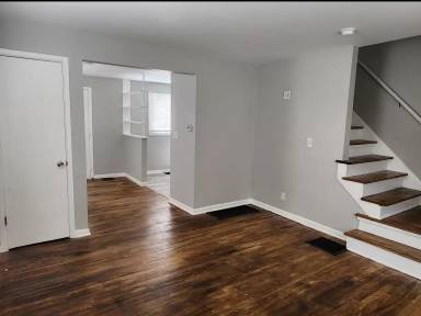 Main picture of 389 S Napoleon Ave