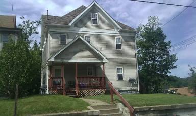 Main picture of 822 8th Ave