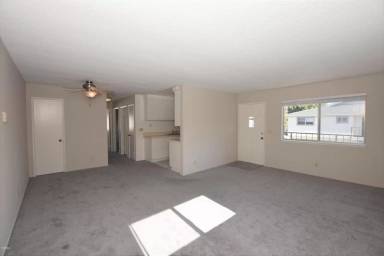 Main picture of 2670 Victoria Ave