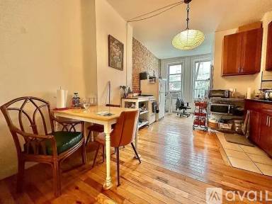 Main picture of 318 Jefferson St