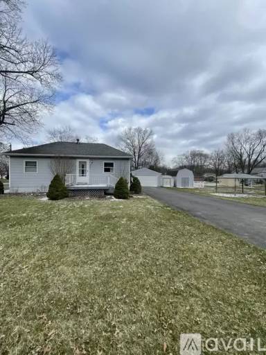 Main picture of 3913 Evergreen Ave SE