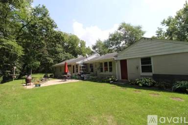 Main picture of N7W30470 Maple Ave