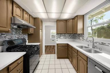 Main picture of 4903 Ryland Ave