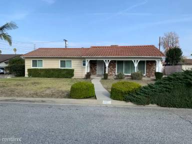 Main picture of 1811 E Linda Vista St