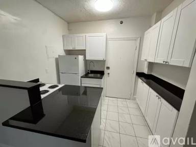 Main picture of 1223 Beacon St