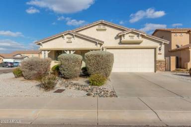 Main picture of 7109 S 74th Ln