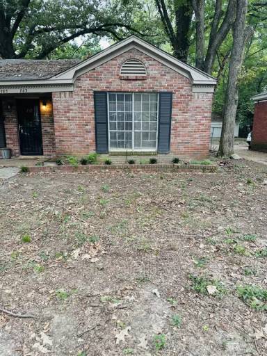 Main picture of 783 Brower St