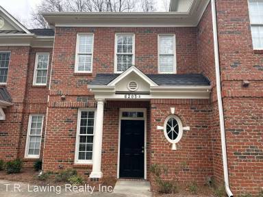 Main picture of 6205 Park South Dr