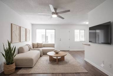Main picture of 12939 Bonaparte Ave