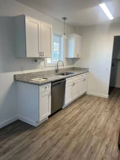 Main picture of 715 Court Ave