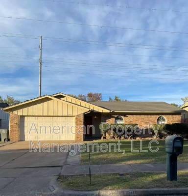 Main picture of 11841 E 36th St