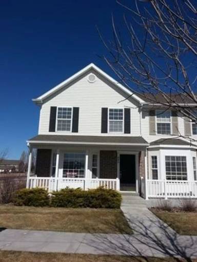 Main picture of 864 Capital Ave
