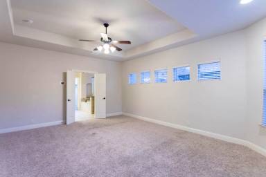 Main picture of 2409 Lynbridge Dr