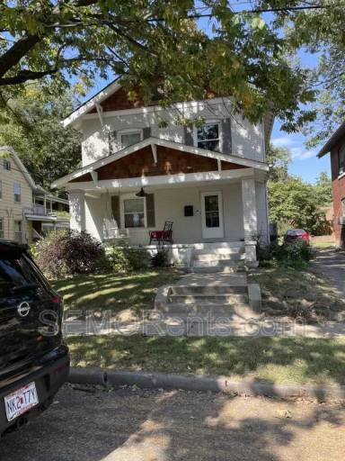 Main picture of 318 Merriwether St