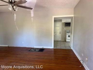 Main picture of 50 Vaughn Dr
