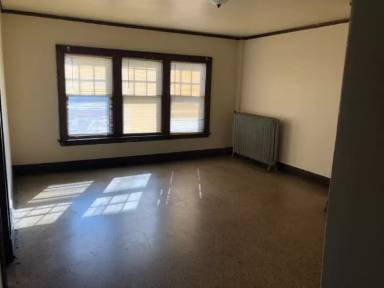 Main picture of 2912 W Wells St