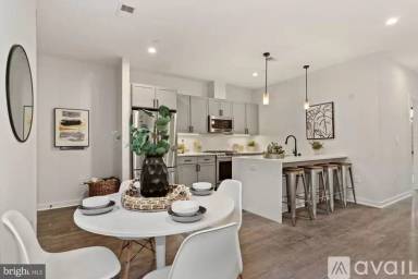 Main picture of 2612 University Pl NW