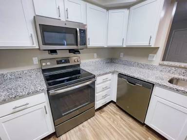 Main picture of The Plaza at Lamberton