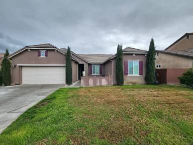 Main picture of 1207 Caddie Loop