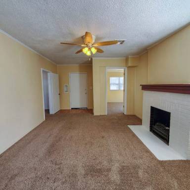 Main picture of 718 N Beard Ave