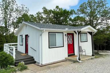 Main picture of 6402 Alpine Ln