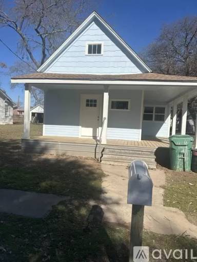 Main picture of 211 McClain St