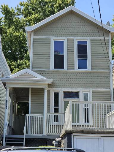 Main picture of 1611 Garrard St