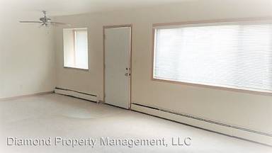 Main picture of 920 Grand Ave