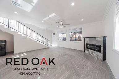 Main picture of 2017 Centinela Ave
