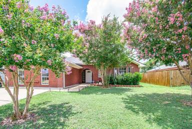 Main picture of 2310 Basalt Dr