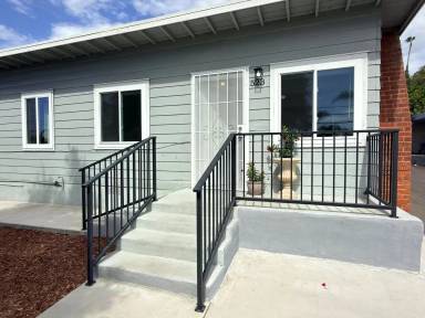 Main picture of 523 N Citrus Ave